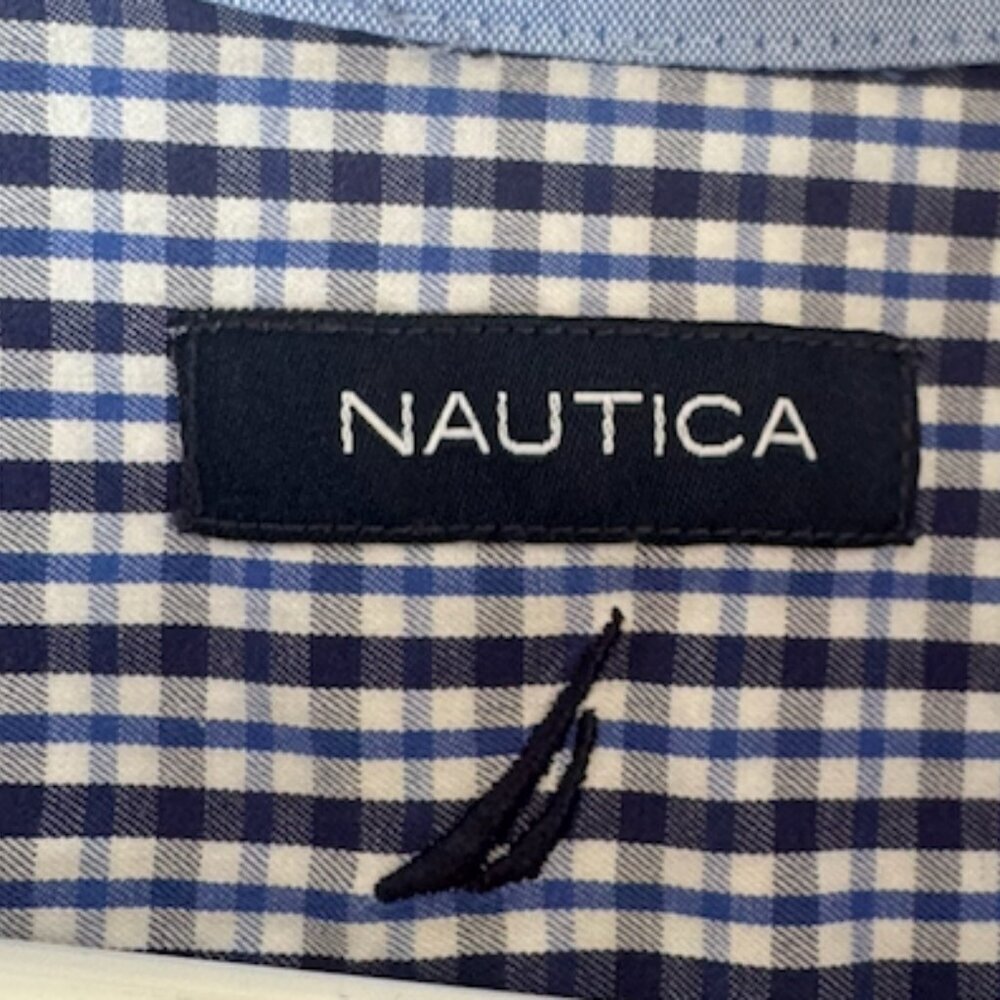 Nautica button down, long sleeve shirt . Size XL - Picture 3 of 5